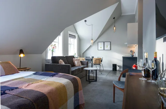 جناح جونيور مع أريكة، Reykjavik Residence Suites 4/10