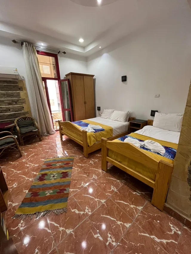 غرفة ديلوكس ثلاثية بسرير مزدوج وسرير فردي، Golden Hotel Cairo 6/10