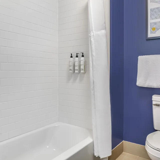 Room, King Bed, Partial View, Sofa، Comfort Suites Elkridge Columbia Gateway 5/8