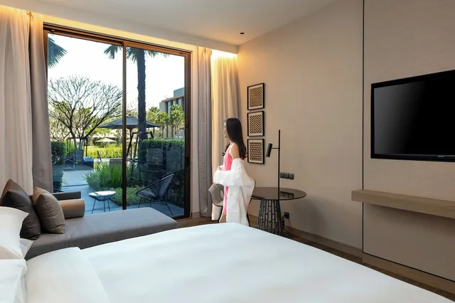 غرفة ديلوكس بسريرين مزدوجين بإطلالة على الحديقة، Courtyard by Marriott Bangkok Suvarnabhumi Airport 1/7