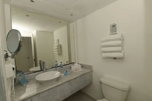 غرفة ديلوكس بسرير كينج بإطلالة على البحر، Cyan Cancun Resort & Spa 4/4