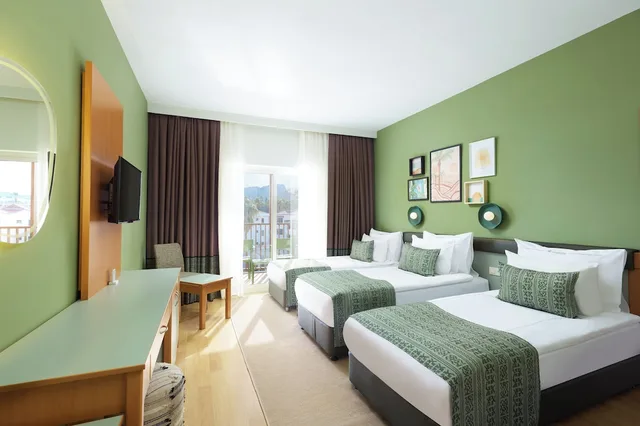 Connecting, Family, 1 Single and 2 Double Beds، TT HOTELS HYDROS CLUB 3/7