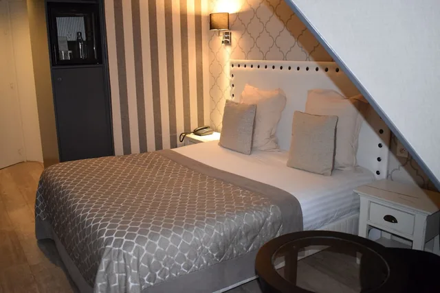 غرفة كومفورت بسريرين منفصلين، Hotel Le Trophee 6/10