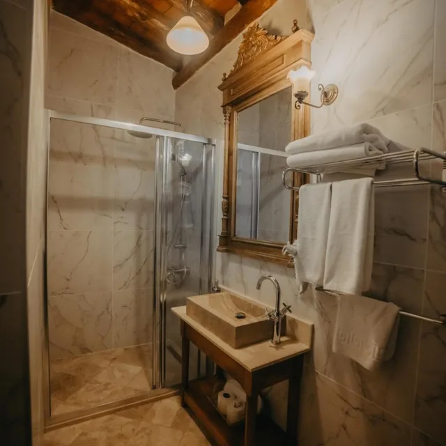 Cave, Standard, Double Bed، Dere Suites 7/8