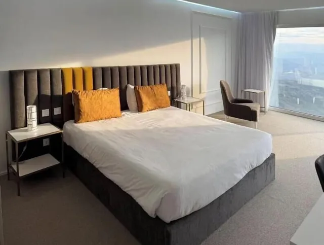 غرفة ديلوكس بسرير كوين، Hotel And Spa Alfandega Da Fe 2/3
