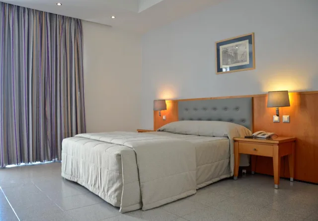 غرفة مفردة، Athena Hotel 2/4