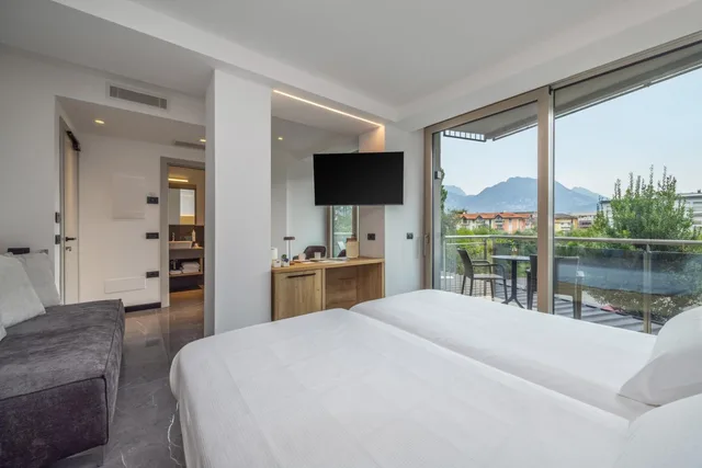 غرفة سوبيريور بسرير مزدوج بشرفة، Hotel Garda 4/10