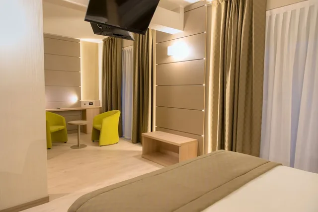 غرفة سوبيريور بسرير كوين، Cardano Hotel Malpensa 2/4