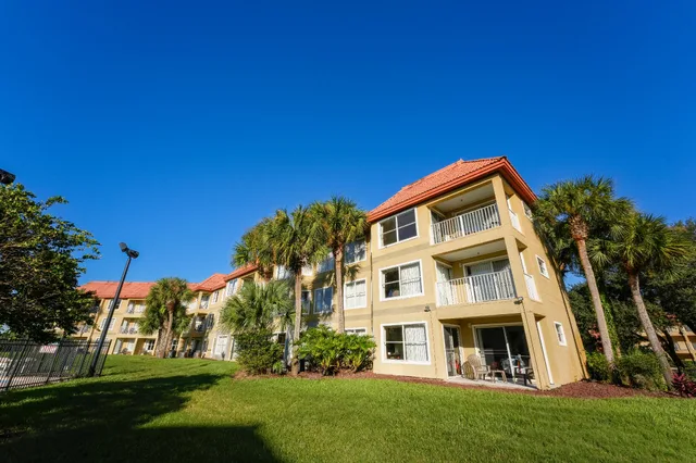 غرفة فاخرة، Parc Corniche Condominium Suites 1/1