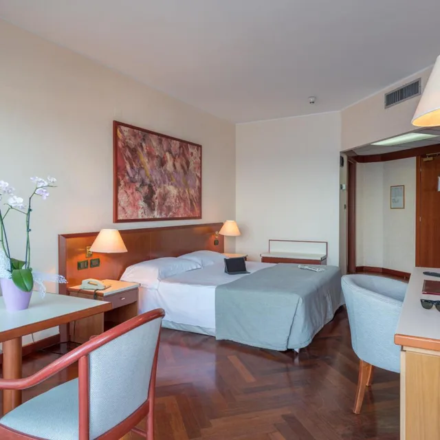 غرفة رباعية بإطلالة على البحر، Splendid Hotel La Torre 3/8