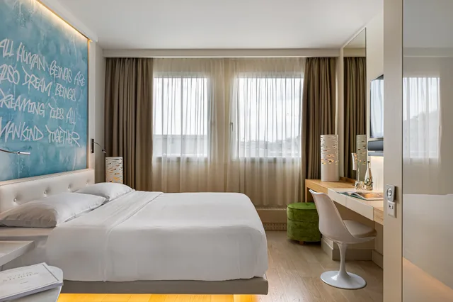 غرفة متصلة بريميوم عائلية بسرير كوين وسريرين منفصلين، Hotel N Vy 2/5
