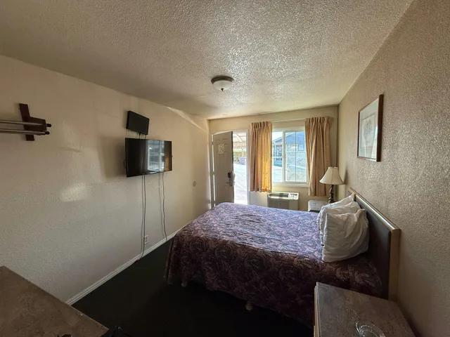 غرفة بسرير كوين للمدخنين، Discovery Inn Vallejo I 80 Near Napa CA 2/4