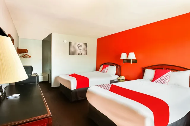 Two Full Bed Smoking، OYO Hotel Texarkana North Heights AR Hwy I-30 2/5