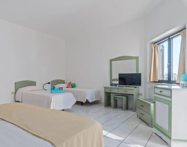 غرفة كلاسيكية رباعية، Nicolaus Club Bagamoyo Resort 1/6