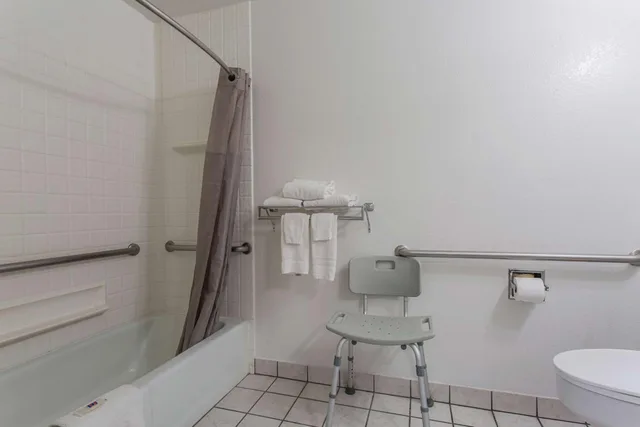 2 Queen Beds - Smoking, Micfridge، Motel6 Lordsburg, NM 6/6