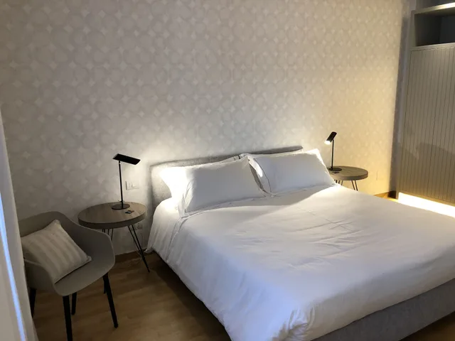 Standard, King Bed, 200 Rooms And Terrace 3/6