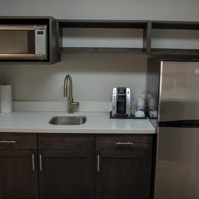 Suite, Bathtub, Accessible, Holiday Inn Express Hotel Suites Conover Hickory Area 1/1