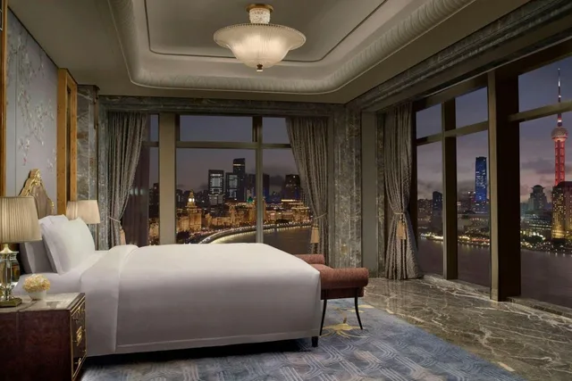 Presidential, Bund, Suite, King Bed, Panoramic Bund View، The St. Regis Shanghai on the Bund 2/3