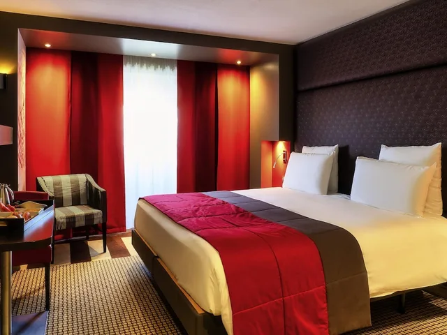غرفة بريفيليج بسرير مزدوج، Hotel Mercure Paris Montmartre Sacre-Coeur 5/9