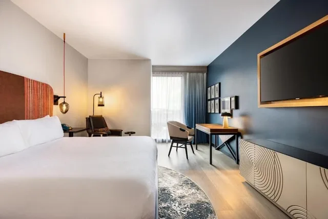 غرفة قياسية بسرير فردي، Indigo Silverthorne 1/10