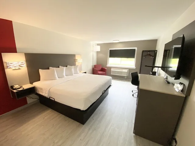 غرفة بسرير كينج، Ramada By Wyndham Tuscaloosa 3/10