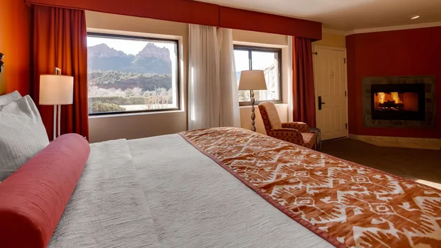 Signature, King Bed, Sofa, Jetted Tub, Best Western Plus Arroyo Roble Hotel & Creekside Villas 1/10