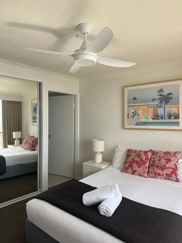 4 Bedrooms, Apartment, 4 Beds, 2 Queen Beds, Beach Front, Ocean View، ROYAL PALM RESORT 3/10