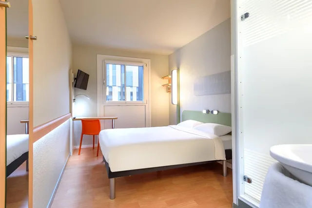Room, Double Bed, Ibis Budget Leipzig City 4/9