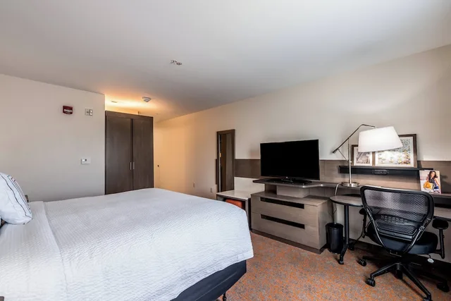 غرفة بسرير كينج لذوي الإعاقة، Fairfield Inn Suites By Marriott St Joseph Stevensville 5/9
