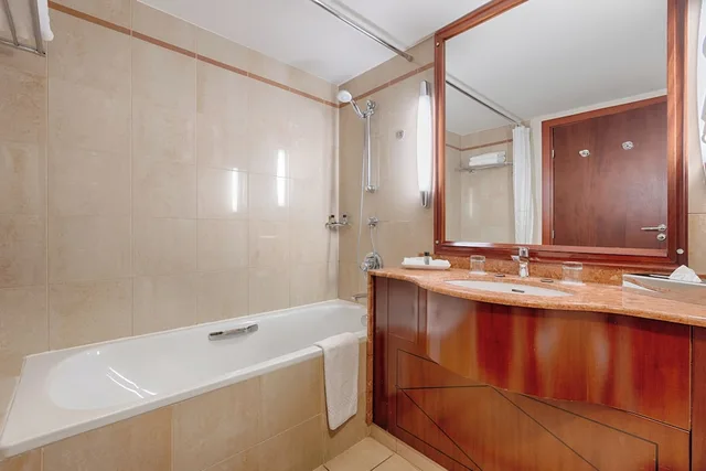 غرفة عائلية بسرير كينج، Occidental Paris Levallois 4/4