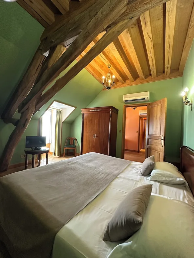 جناح بسرير مزدوج، Hotel Belle Epoque 2/4
