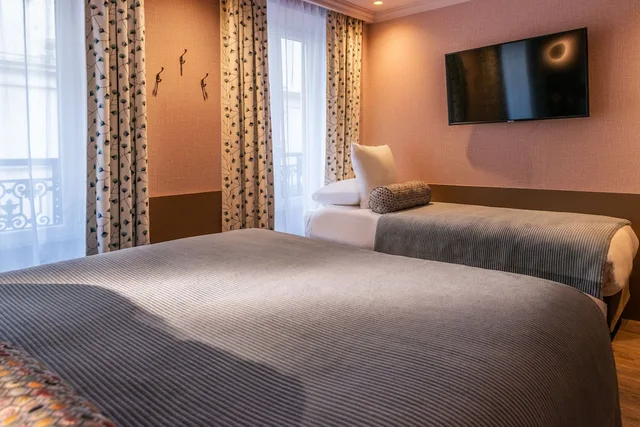 غرفة سوبيريور ثلاثية بسرير كوين وسرير فردي، Maison Axel Opera Paris 4/8