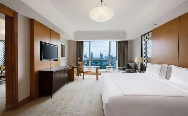 جناح ديلوكس بسرير كينج، DoubleTree by Hilton Hotel Shanghai Pudong 1/2