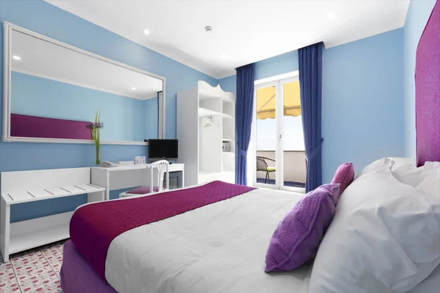 Comfort, Double or Twin Bed, Sea View, Balcony, La Bougainville 3/10