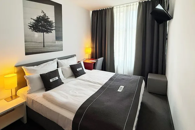 غرفة قياسية بسرير فردي، Garner Hotel Berlin - Gendarmenmarkt by IHG 2/13
