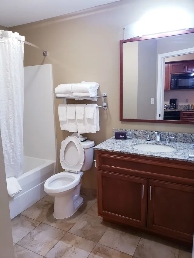جناح استوديو بسريرين كوين بمطبخ، Candlewood Suites Murfreesboro 7/7