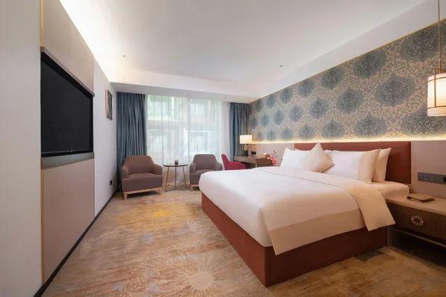 Premium, King Bed, Guangzhou Wogo Yuanbao Hotel (Zhujiang New Town) 2/2
