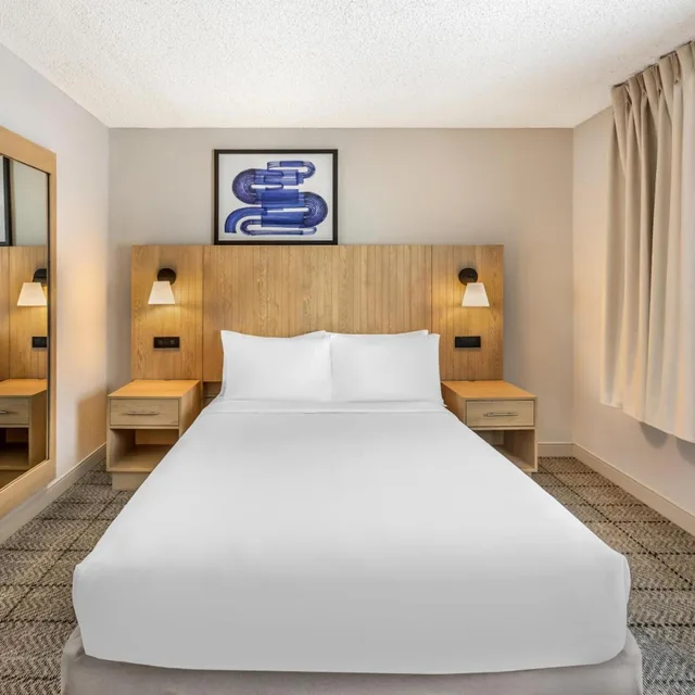 Studio, Suite, Queen Bed, Bathtub, Accessible, Sonesta Simply Suites Las Vegas 2/10