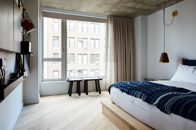 Deluxe, King Bed, City View, Made Hotel 1/2