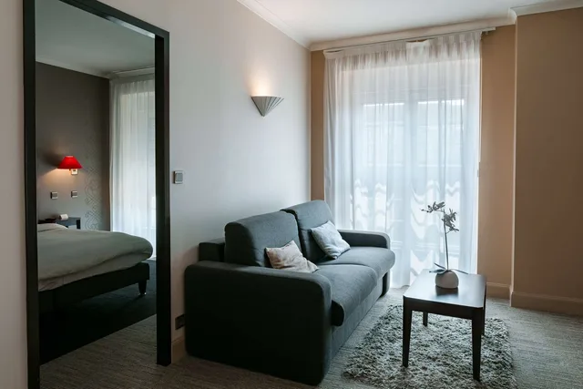 جناح عائلي بسرير كينج مع أريكة، Best Western Plus Poitiers Centre Le Grand Hotel 11/20