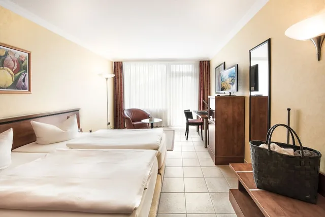 غرفة بزنس كومفورت بسريرين منفصلين، Hotel Vierjahreszeiten Iserlohn 2/4