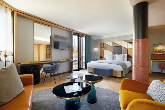 Gotic, Suite, King Bed، Kimpton Vividora Barcelona 3/3