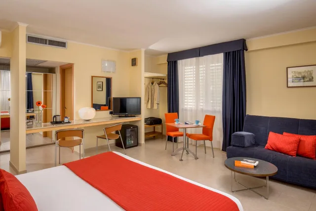 جناح جونيور مع أريكة، Best Western Blu Hotel Roma 4/9
