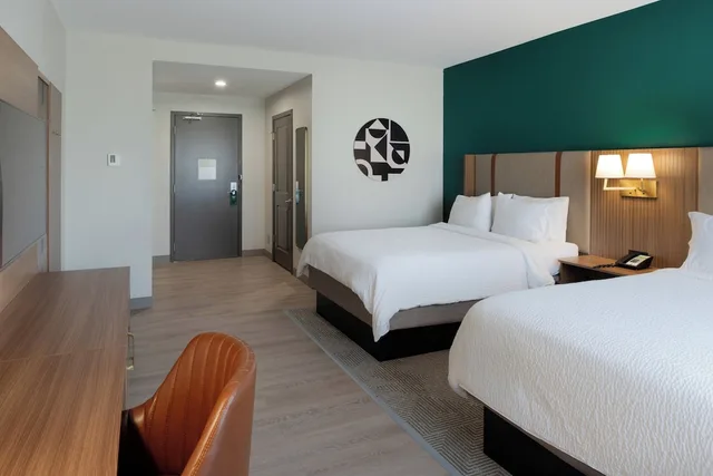 غرفة قياسية بسريرين كوين لذوي الإعاقة، Holiday Inn Rock Hill 4/6