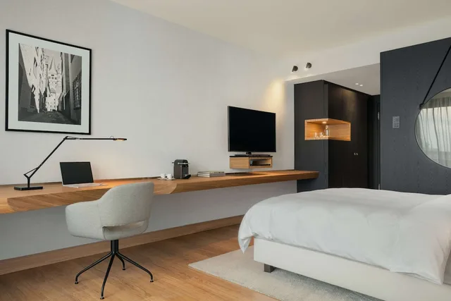 غرفة بريميوم بسرير كوين بإطلالة على الحديقة، Radisson Blu Hotel Cologne 4/7