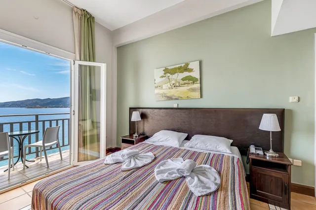 Double Room Sea View (Ra)، Golden View Beach 5/10