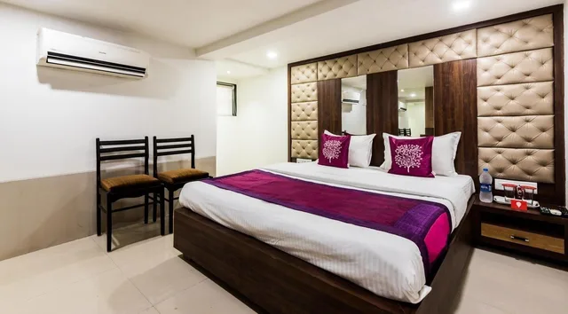 Semi Deluxe, Double Bed، Hotel Shelter Palace 5/10