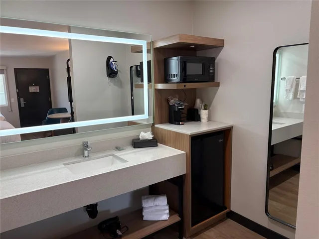 غرفة بسريرين كوين، Best Western San Diego Pacific Beach/Mission Bay 6/8
