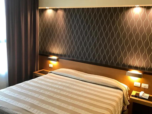 غرفة كلاسيكية بسرير مزدوج أو سريرين منفصلين، Hc3 Hotel 4/8
