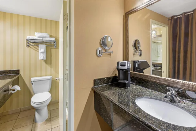 جناح بسرير كينج وسرير فردي مع أريكة، Best Western Plus Canyonlands Inn 4/4